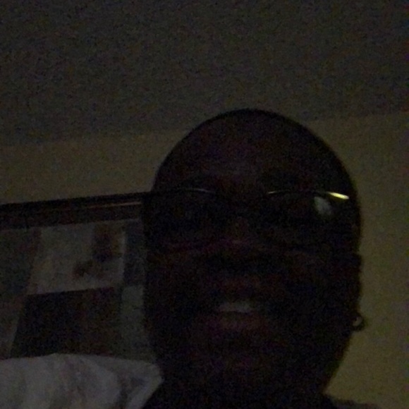 Meet your Posher, Bernetta - Picture 1 of 1